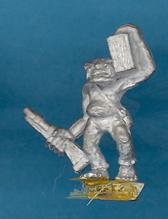 File:Space Orks 1991 - Gretchin carrying ammo box & shotgun.jpg
