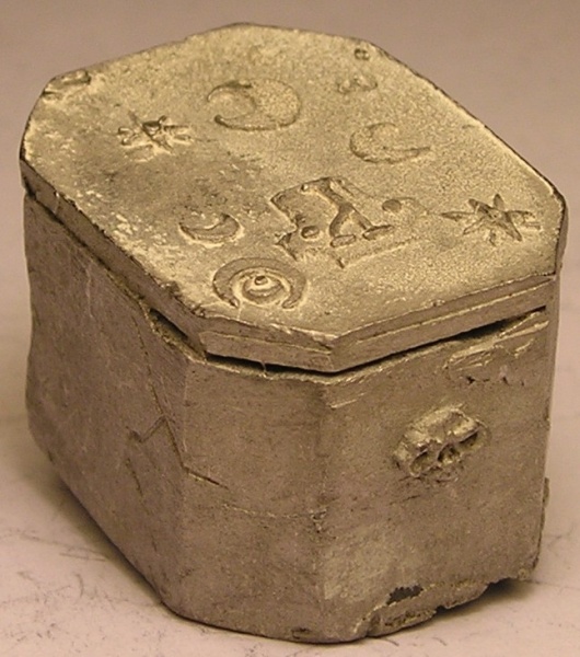 File:Furniture-019a.jpg